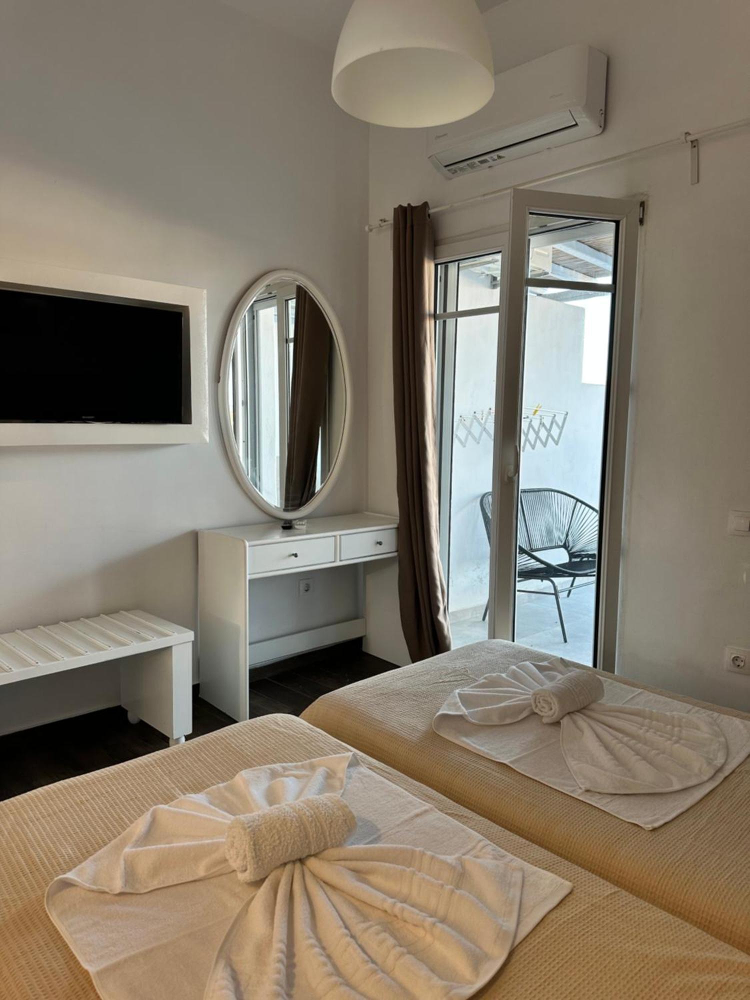 Apartamento Ene'S Mykonos Klouvas Exterior foto